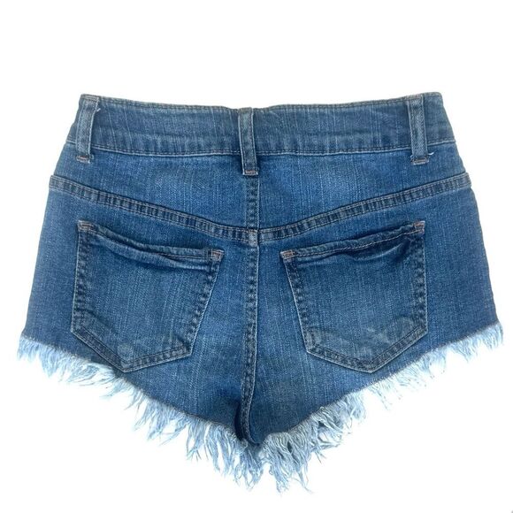 💥🆕💥 Altar'd State Distressed Jean Shorts - Picture 5 of 7